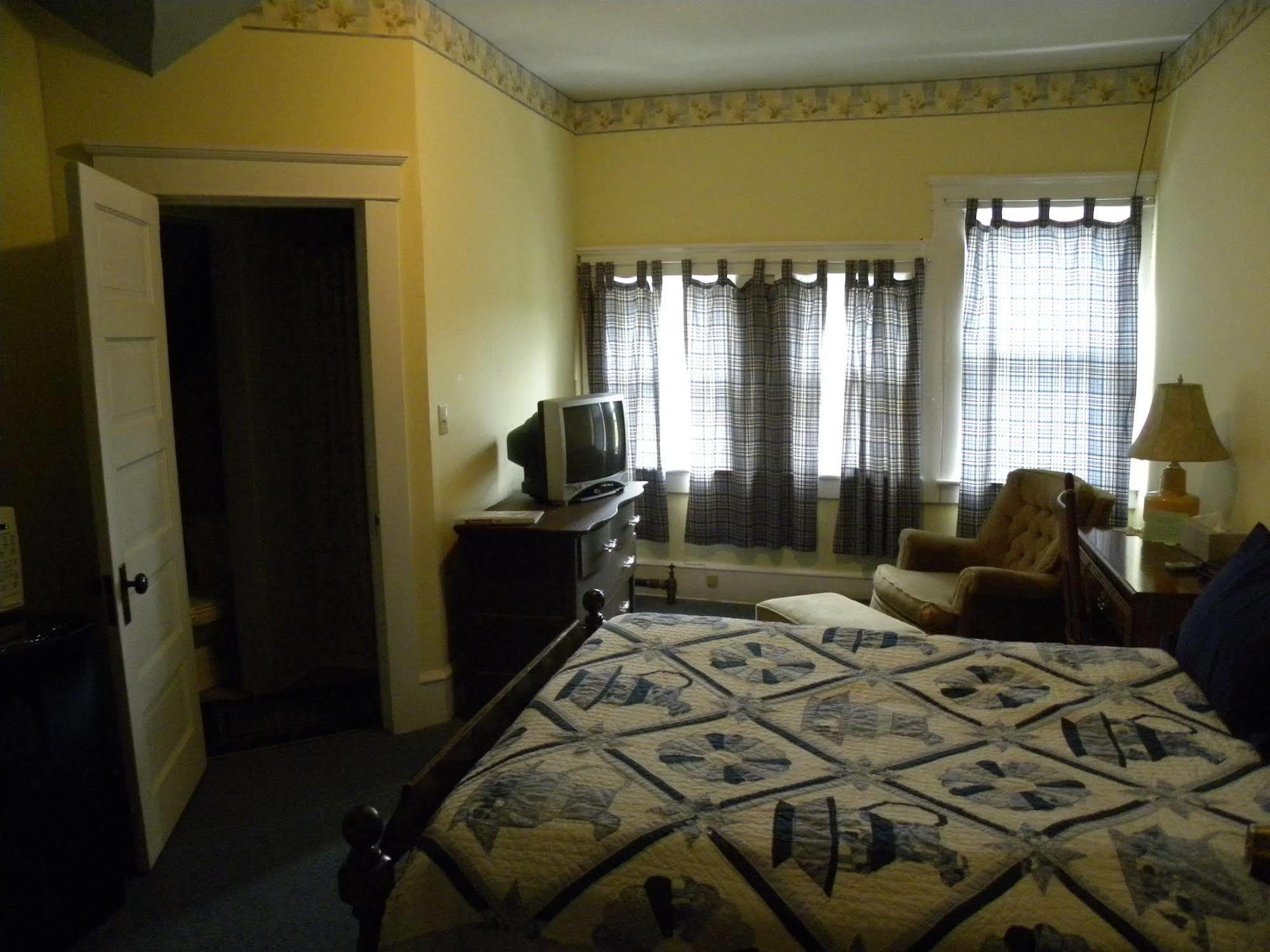Victorian Charm Inn Towanda Zewnętrze zdjęcie